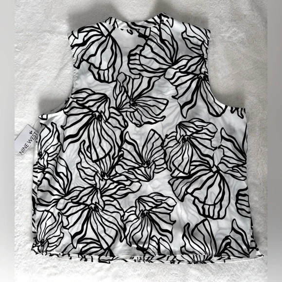 NWT Nine West Ruffle Sleeveless Blouse, Size XXL - Picture 6 of 13